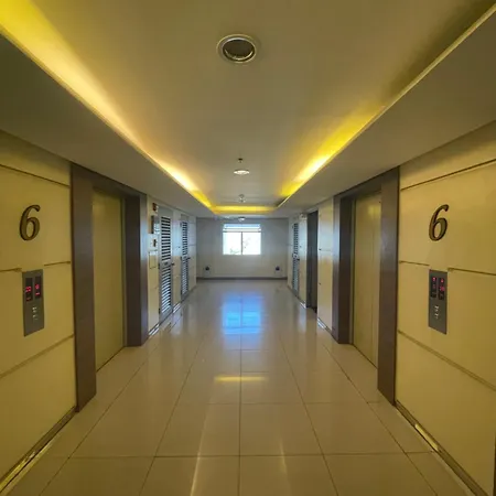 Grace Residences 1 Bedroom Pool View Near Bgc And Mckinley 0607
